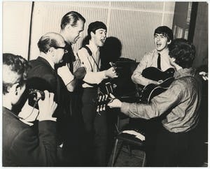 Dezo Hoffmann - The Beatles (1963), gelatinezilverdruk kopen? Bied vanaf 350!