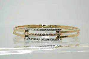 Acheter33 - Charmante 14 karaats gouden Tri-color dames armband - 3 laags - gekeurd? Enchérissez de 260!