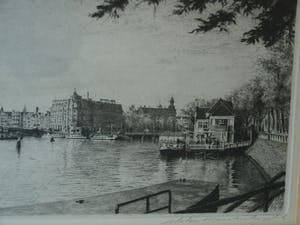 Maarten Langbroek - Ingelijste ets, Prins Hendrikkade, Amsterdam – ca. 1970 kopen? Bied vanaf 40!