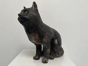 Tine Goudriaan-van Waning - Keramiek sculptuur | 'Poes' kopen? Bied vanaf 1!