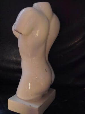 Niet of onleesbaar gesigneerd - torso vrouw kopen? Bied vanaf 10!