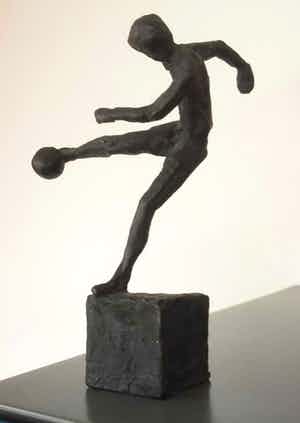 Brons (Onbekend) - Voetballer verkocht voor € 69!