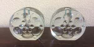 Niet of onleesbaar gesigneerd - HEIN DÜSTERHAUS - TWEE SOLIFLEUR VAASJES verkocht voor € 1!