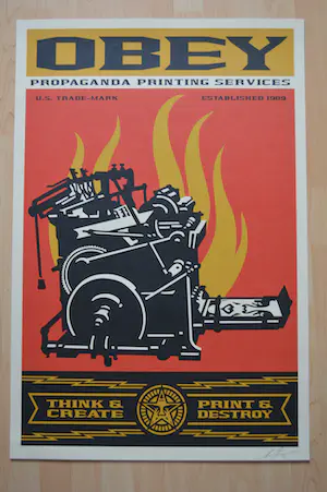 Shepard Fairey - PRINT AND DESTROY SIGNED OFFSET LITHOGRAPH kopen? Bied vanaf 1!
