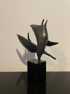 Bernadette Leijdekkers - Sculptuur - Wind in de zeilen kopen? Bied vanaf 55!