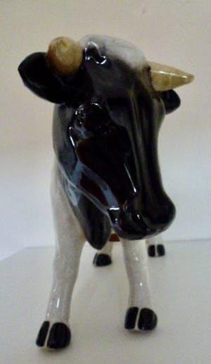 Niet of onleesbaar gesigneerd - Grote zwart bonte Koe, waarschijnlijk als reclamemateriaal in Slagerij? kopen? Bied vanaf 1!