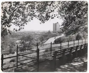 Richard Saunders - Sugar Hill (New York), gelatinezilverdruk kopen? Bied vanaf 50!