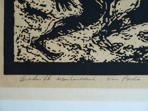 Niet of onleesbaar gesigneerd - Houtsnede , “3 Broers dansend en spelend in de zon” – 1966 kopen? Bied vanaf 1!