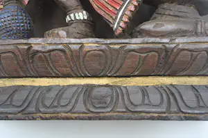 Niet of onleesbaar gesigneerd - Prachtige Oude Houten Relief Plaquette Zes Armige Shiva (19e eeuw) kopen? Bied vanaf 1!