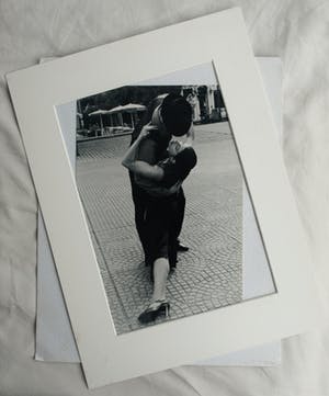 Niet of onleesbaar gesigneerd - Foto , Tango, Buenos Aires – ingelijst – gesigneerd “P.P.” kopen? Bied vanaf 10!