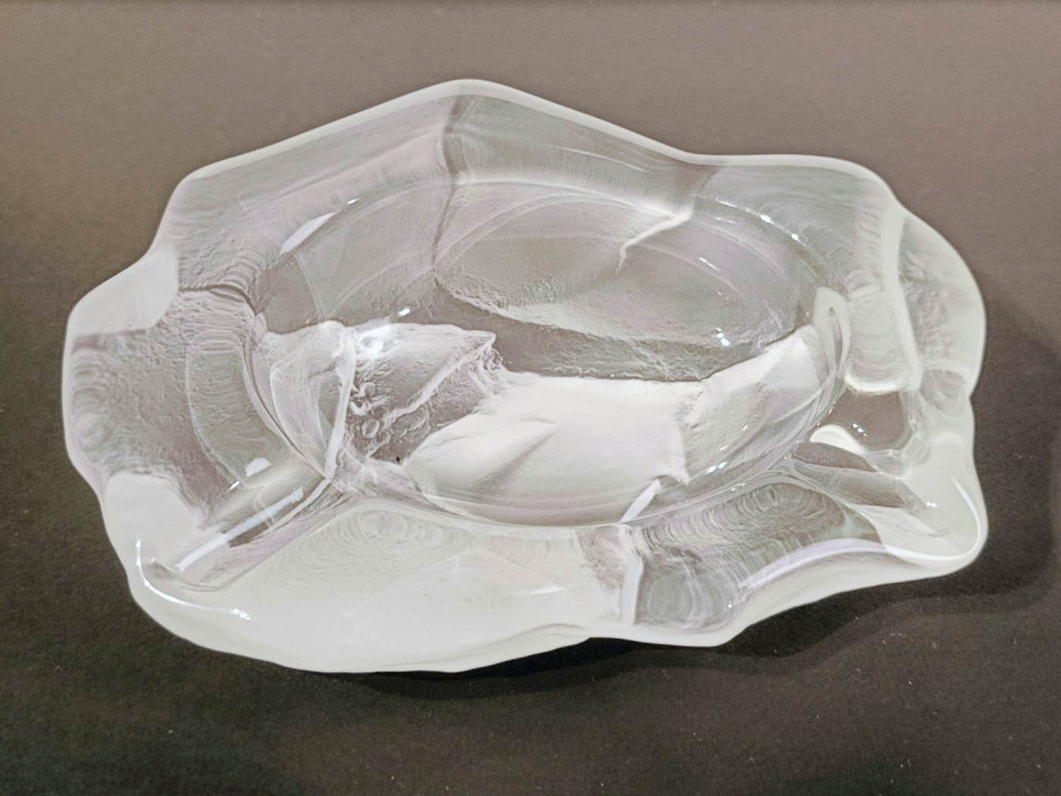 Val-Saint-Lambert - Brutalistisch sieradenschaaltje van mat kristal. kopen? Bied vanaf 64!