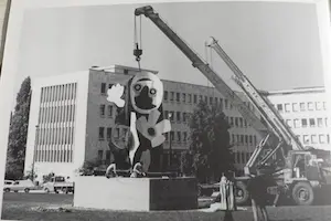 Karel Appel - Van Japan, via Italië naar de VS en terug naar Nederland kopen? Bied vanaf 60!