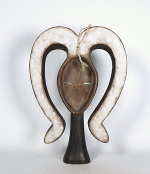 Kwele - Houten initiatiemasker met gestileerde hoorns kopen? Bied vanaf 50!