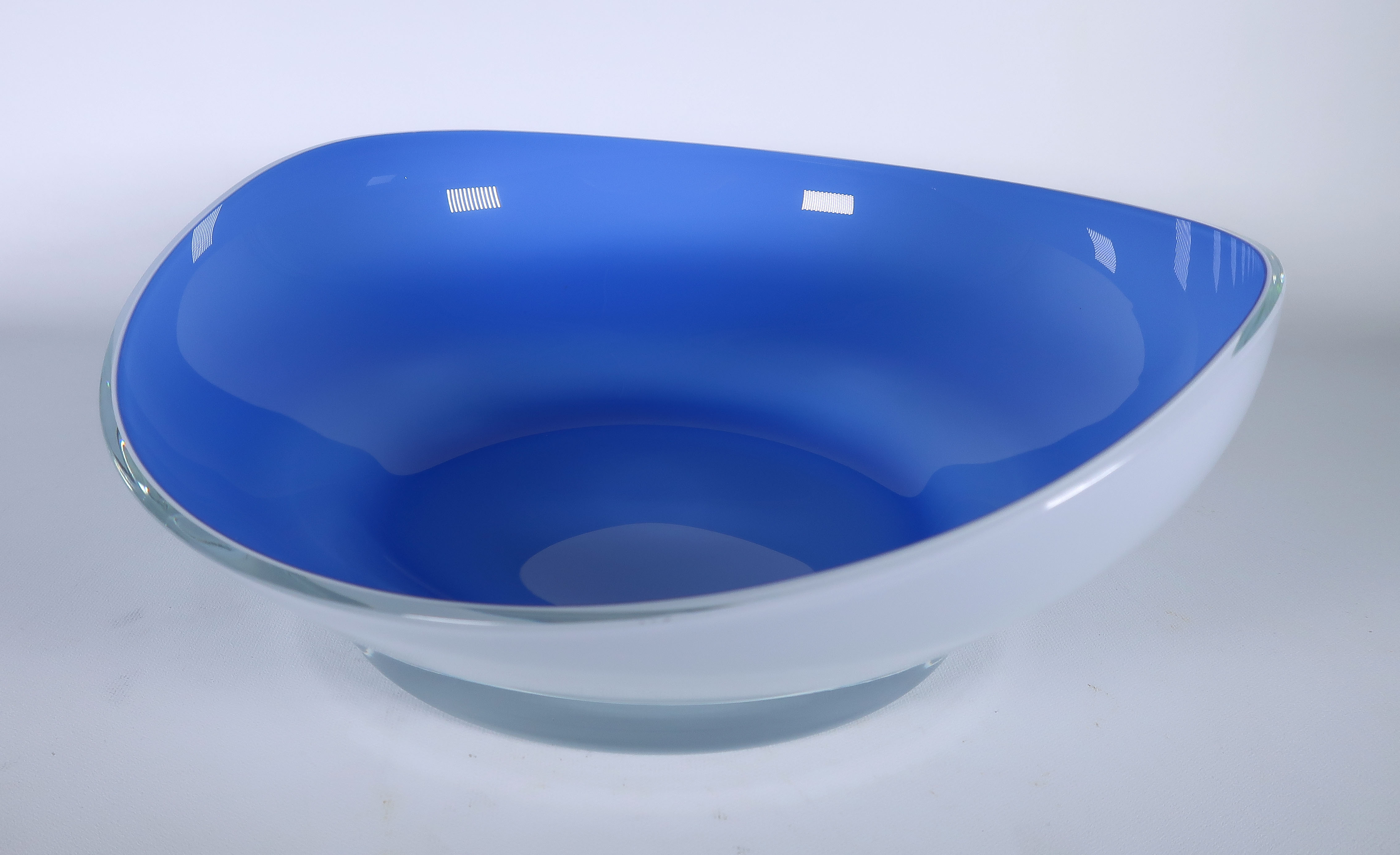 Novy Bor - Glas, Twee schalen kopen? Bied vanaf 1!