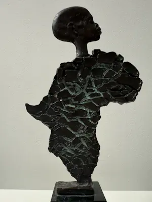 Eric Claus - bronzen sculptuur | 'Afrika' | 1988 kopen? Bied vanaf 20!