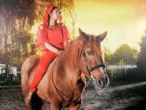 Claudette van de Rakt - Foto op dibond, Faroesjka en French (Groot) verkocht voor € 35!