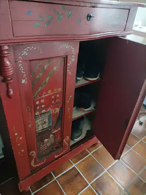 Curiosa - Servies kast / Hal kast 1930 kopen? Bied vanaf 100!