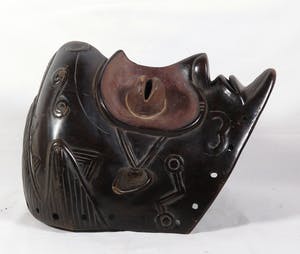 Lulua - Masker ter afsluiting van de initiatie kopen? Bied vanaf 1!