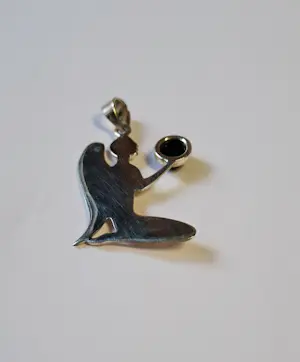 Nieuwe  zilveren  Engel die een onyx bol vast houd kopen? Bied vanaf 50!