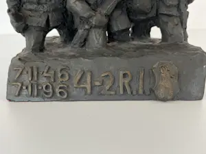 Niet of onleesbaar gesigneerd - de 3 Mariniers kopen? Bied vanaf 1!