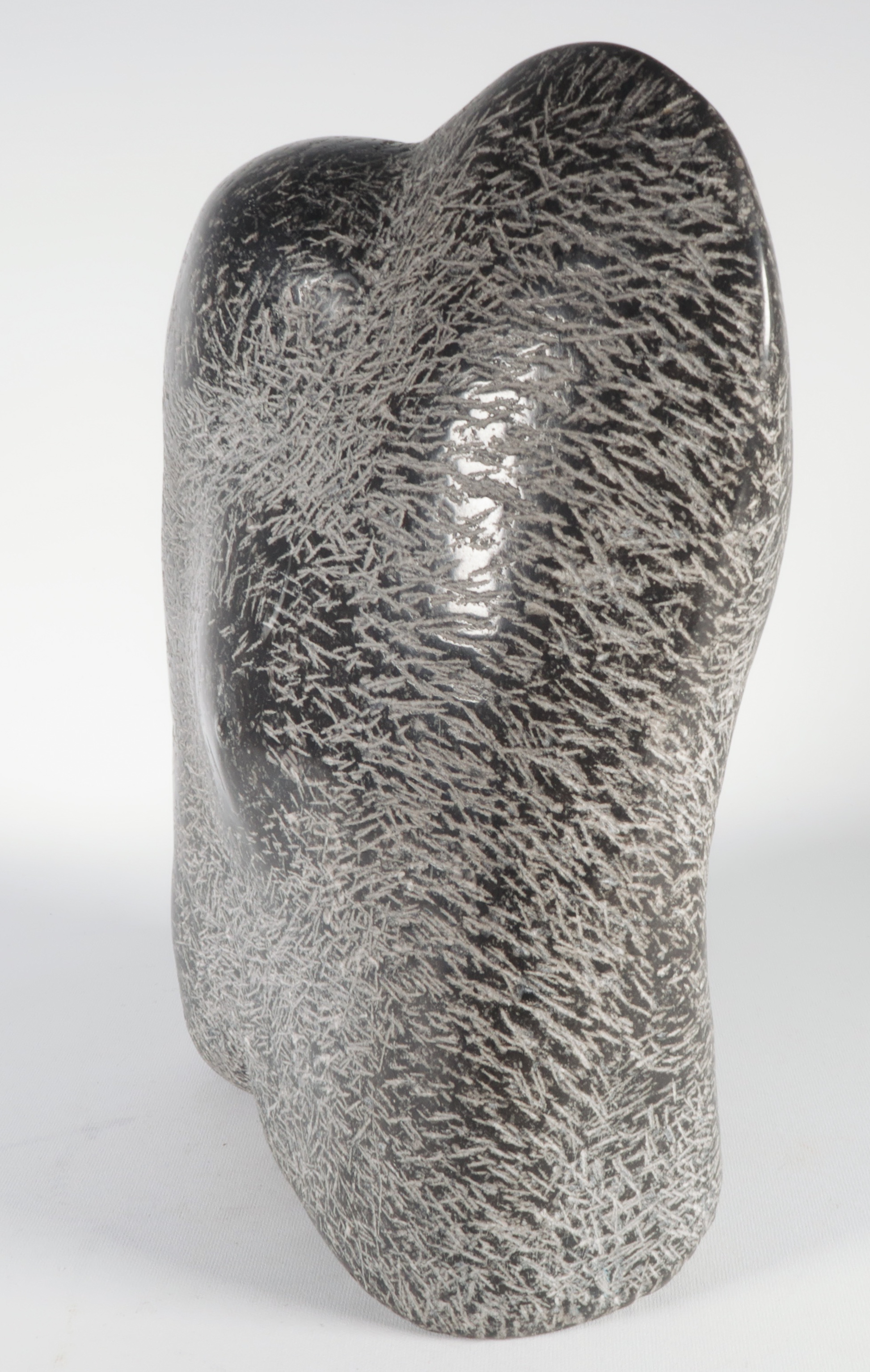 Hans Bos - Sculptuur van arduin, Zonder titel kopen? Bied vanaf 100!