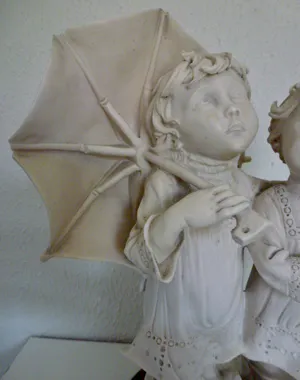 Real Fabbrica Capodimonte - Giuseppe Armani - Meisje wast hond (Washday) en 2 Misdienaren met parasol kopen? Bied vanaf 1!