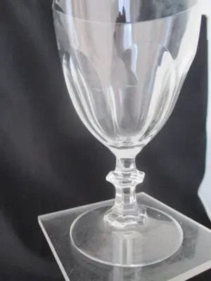 Niet of onleesbaar gesigneerd - 10 kristallen water glazen kopen? Bied vanaf 1!