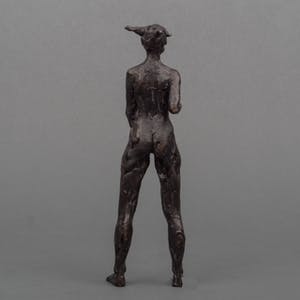 Natasja Bennink - Bronzen beeld: Ik heb lief gehad kopen? Bied vanaf 799!