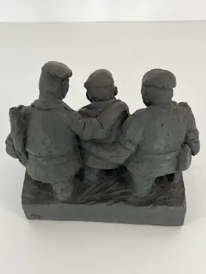 Niet of onleesbaar gesigneerd - de 3 Mariniers kopen? Bied vanaf 1!