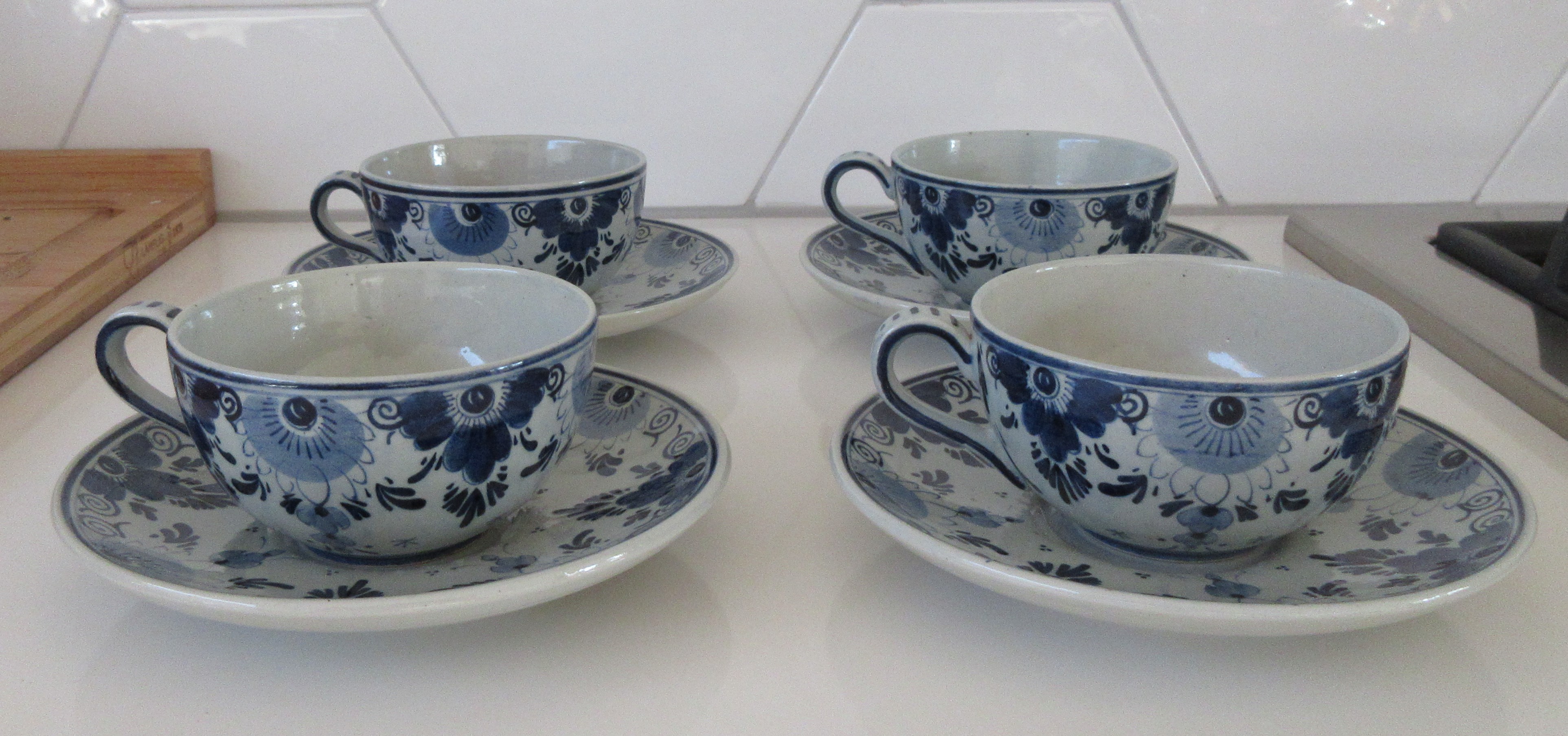 Plateelfabriek Schoonhoven N.V. - Vier platelen kop en schotels decor Delfts kopen? Bied vanaf 26!