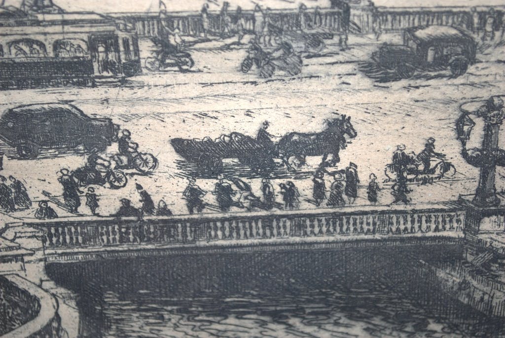 Toon Pluymers - Rond de Blauwbrug Amsterdam - mooi ingelijste ets, eigen druk door Toon Pluymers kopen? Bied vanaf 110!