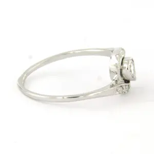 18k witgouden ring met saffier en briljant en roos geslepen diamant kopen? Bied vanaf 250!