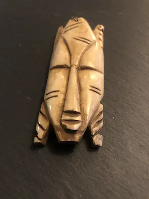 Ashanti - Amulet kopen? Bied vanaf 35!