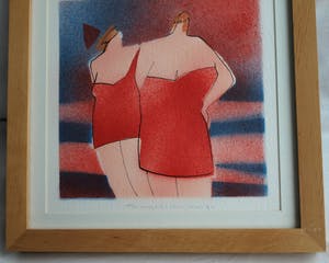 Cora Vries - Ingelijste zeefdruk , The Night , Vrouwen in badpak – Loodskado 1995 kopen? Bied vanaf 45!