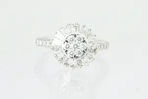 43 - Exclusieve 18 Krt wit-gouden fantasie ring met totaal 1.15 ct diamant. kopen? Bied vanaf 660!