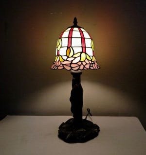 Niet of onleesbaar gesigneerd - Set Glas in lood Lampen in Tiffanystijl kopen? Bied vanaf 1!