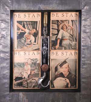 Jan Bollaert - Gemengde techniek op board, De Stad - Ingelijst (Groot) verkocht voor € 1!