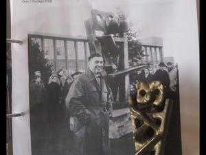 Thomas Rodr - Mendelmonument kopen? Bied vanaf 45!