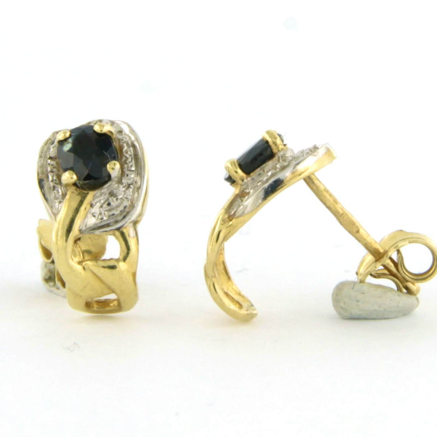 14k bicolour  gouden oorknoppen met saffier en single cut geslepen diamant verkocht voor € 125!