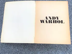 Andy Warhol - Twee items - "Frühen Werke 1942-1962" - "Fotografie Stockholm" - Goed kopen? Bied vanaf 50!