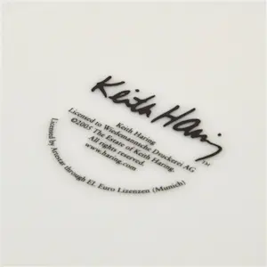 Keith Haring - Servies: 3 verschillende maten borden, 1 koffiekop en schotel kopen? Bied vanaf 250!