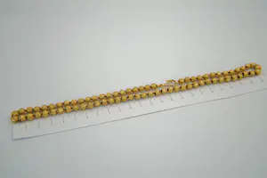 53 - Sierlijk en massief 18 Krt gouden kogel of balletjes collier - gematteerd kopen? Bied vanaf 1700!