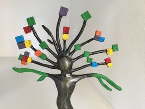 Corry Ammerlaan - Sculptuur “ Groei en bloei ! “ kopen? Bied vanaf 68!