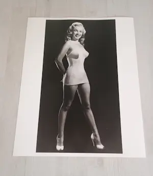 László Willinger - Marilyn Monroe - Pin-up, 1948 kopen? Bied vanaf 990!