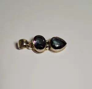 Nieuwe Handgemaakte hanger met mystic topaas kopen? Bied vanaf 45!