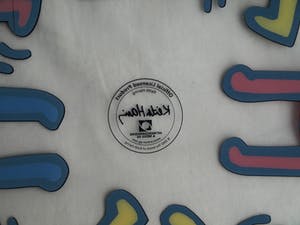 Keith Haring - 4x Placemat – 2002 – doorsnede 33,5 cm kopen? Bied vanaf 10!