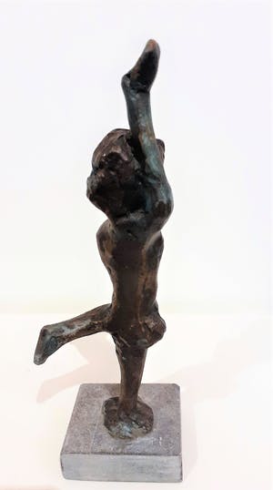 Gene Eggen - 'Danseres', massief bronzen beeld op sokkel kopen? Bied vanaf 395!