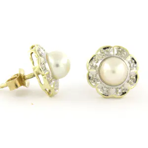 14k gouden oorknoppen met parel en single cut geslepen diamant tot.0.06ct kopen? Bied vanaf 290!