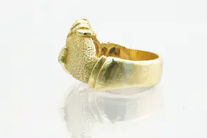 81 - Mooi gedetailleerde 18 krt geel gouden Surinaamse vriendschapsring kopen? Bied vanaf 465!