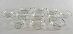 Niet of onleesbaar gesigneerd - 11 jaren 60 Duralex glazen schaaltjes kopen? Bied vanaf 1!